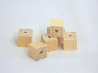 1'' Wooden Blocks & Cubes w/ 3/16'' Drilled Thru Hole - 10 pieces