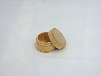 2-1/4” X 1-5/8” Large Wooden Pill Box With Lid (5 pcs)
